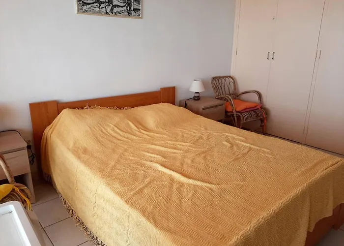 T2 Renove Face Avec Balcon Au Canet-plage, 4 Pers - Fr-1-696-127 Apartmán