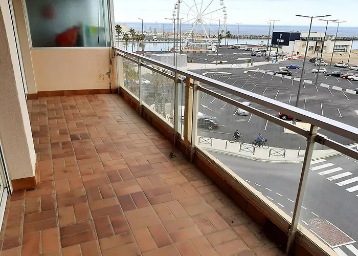T2 Renove Face Avec Balcon Au Canet-plage, 4 Pers - Fr-1-696-127 Apartmán *