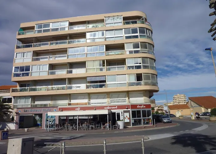 T2 Renove Face Avec Balcon Au Canet-plage, 4 Pers - Fr-1-696-127