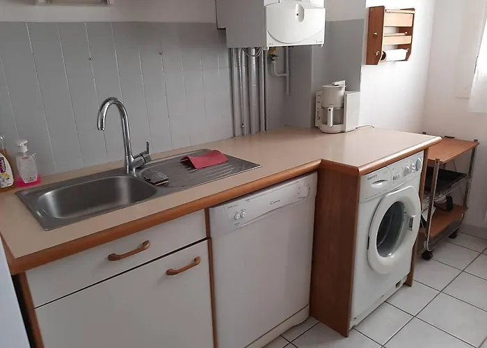 Apartmán T2 Renove Face Avec Balcon Au Canet-plage, 4 Pers - Fr-1-696-127 *
