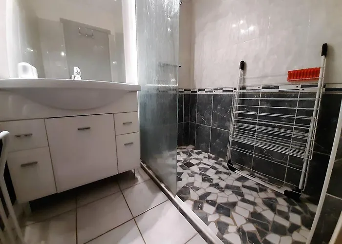 T2 Renove Face Avec Balcon Au Canet-plage, 4 Pers - Fr-1-696-127 Apartmán