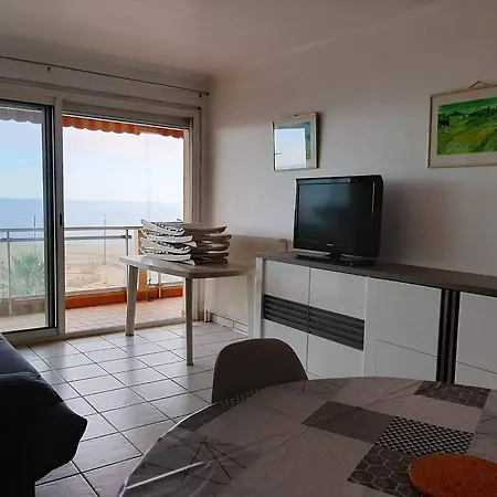 T2 Renove Face Avec Balcon Au Canet-plage, 4 Pers - Fr-1-696-127 Canet-en-Roussillon