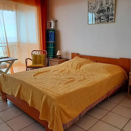 T2 Renove Face Avec Balcon Au Canet-plage, 4 Pers - Fr-1-696-127