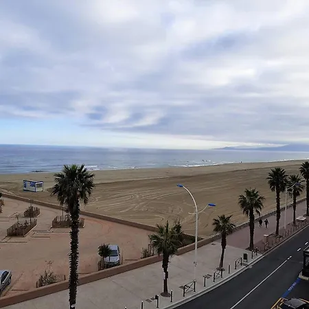T2 Renove Face Avec Balcon Au Canet-plage, 4 Pers - Fr-1-696-127 * Canet-en-Roussillon