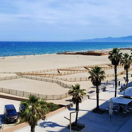 T2 Renove Face Avec Balcon Au Canet-plage, 4 Pers - Fr-1-696-127 *