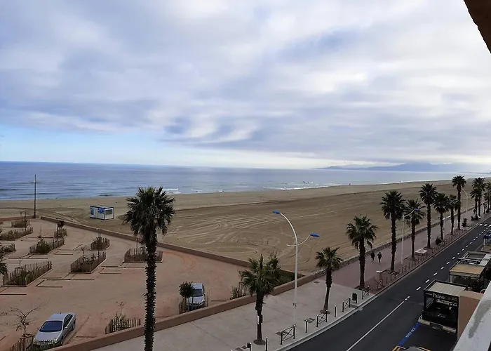 T2 Renove Face Avec Balcon Au Canet-plage, 4 Pers - Fr-1-696-127 * Canet-en-Roussillon